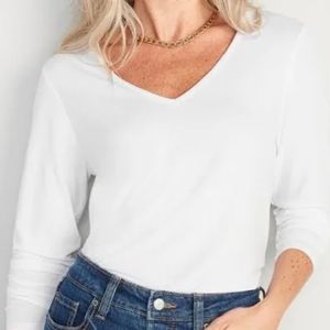 Old Navy White V neck Long Sleeve shirt top tee t-shirt size MP